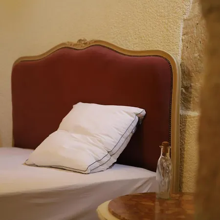 Dans Un Chateau Feodal Au Coeur De La Toscane Occitane Albi-cordes-rabastens