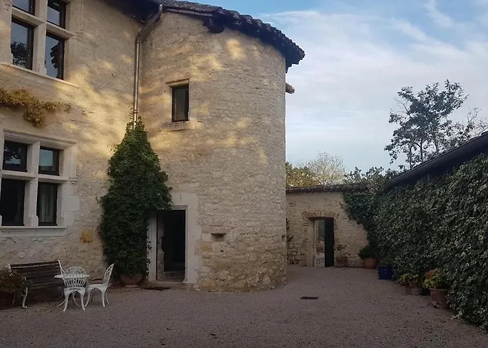 Dans Un Chateau Feodal Au Coeur De La Toscane Occitane Albi-cordes-rabastens Dom wakacyjny